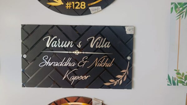 PERSONALISED ARCYCLIC NAME PLATE